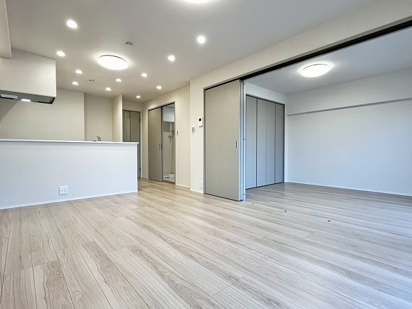 マンションニュー目黒_リビングダイニングキッチンの写真