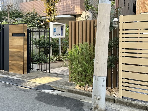 南麻布ローヤルコーポ アプローチ