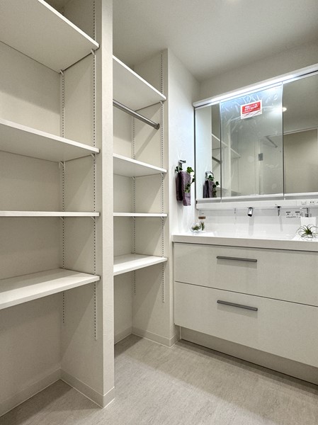 多摩川ハウス_洗面室の写真