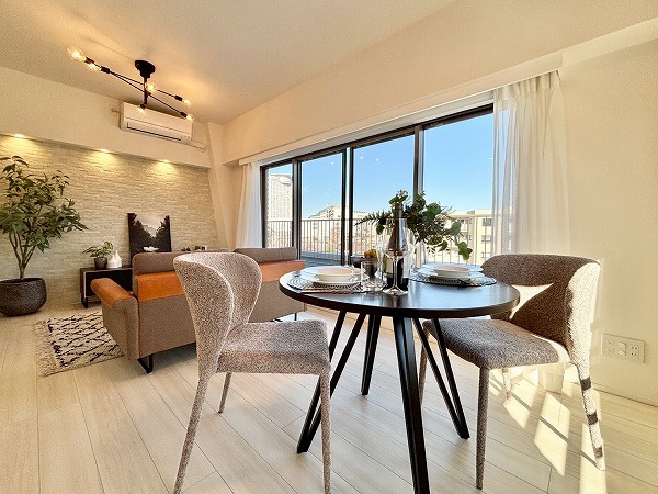 ジェイパーク文京白山_広々としたリビングダイニングキッチンの写真