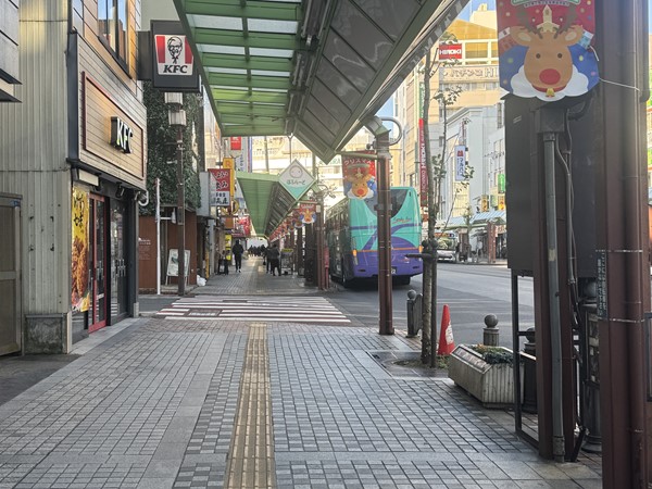 蒲田駅前のアーケード街
