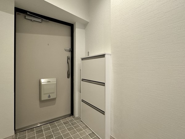 アゼリアハイライズ_玄関の写真