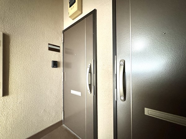 南麻布ローヤルコーポ 外廊下