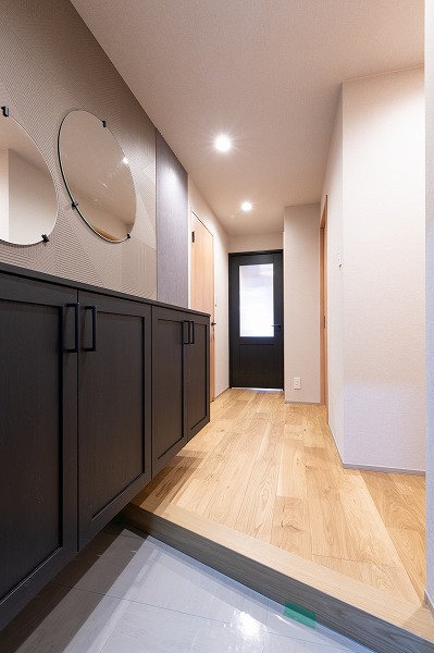 サンビューハイツ渋谷_広々とした玄関廊下の写真