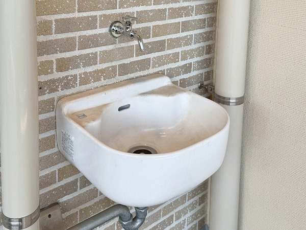 プラウド成城_バルコニーのスロップシンクの写真 