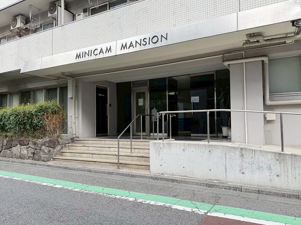 ミニカムマンション アプローチ