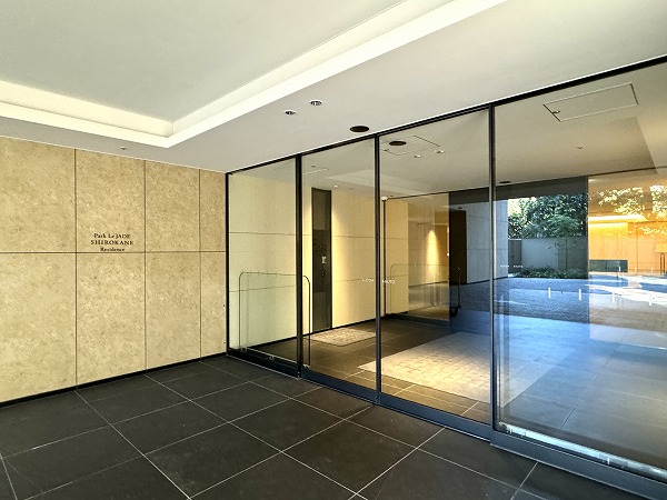 パークレ・ジェイド白金レジデンス　エントランス