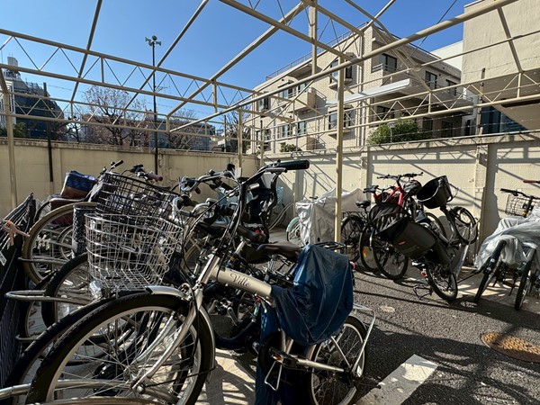 ソフトタウン南青山　駐輪場