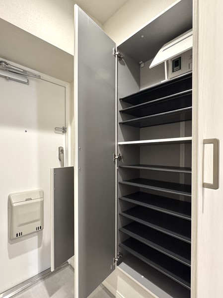 大森パークハイツ_玄関収納の写真2 