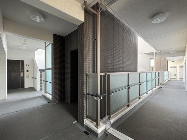 レクセル大森ラウンドアーク 外廊下