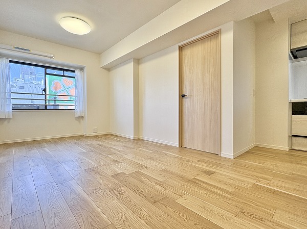 ライオンズマンション西蒲田_ナチュラルカラーのリビングダイニングキッチンの写真