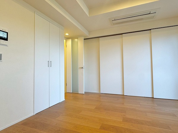 プラウド成城_約5帖の洋室の写真4 