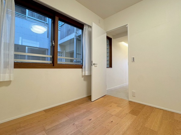 プラウド成城_約6.4の洋室の写真1 