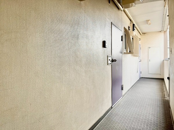 碑文谷寿マンション　外廊下