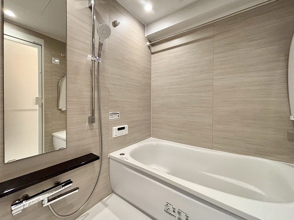 インペリアル広尾_高級感があるバスルームの写真