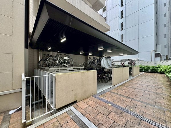 グランスイート虎ノ門 駐輪場