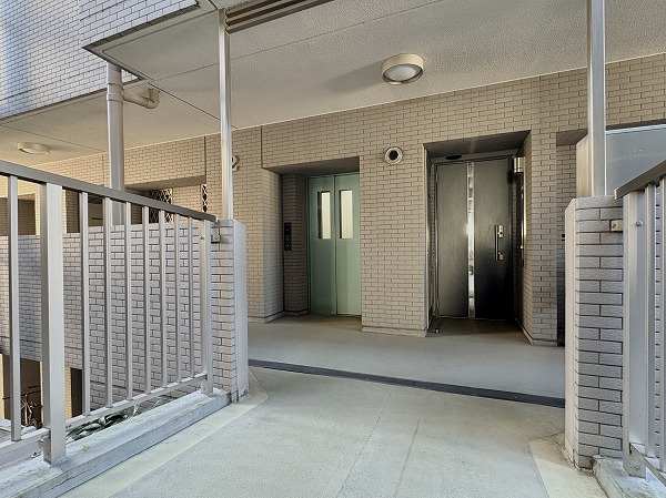 リーベスト上池台 エレベーターホール