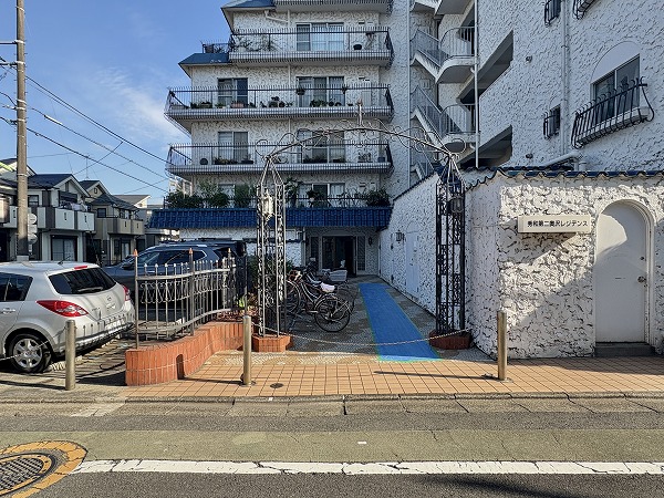 秀和第二奥沢レジデンス　アプローチ