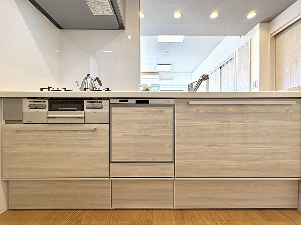 エクラン西蒲田_リノベーション済みのキッチンの写真