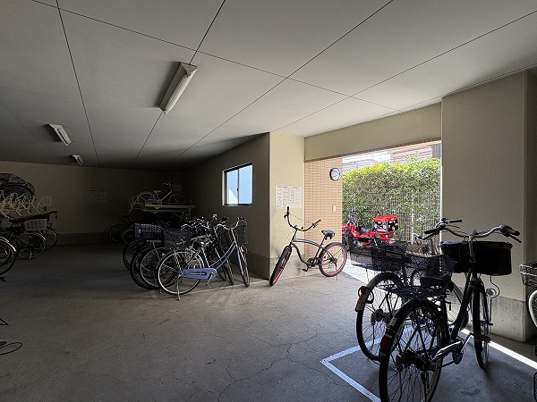 エクラン西蒲田 駐輪場