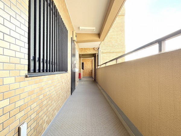 ライオンズマンション松原第2 外廊下