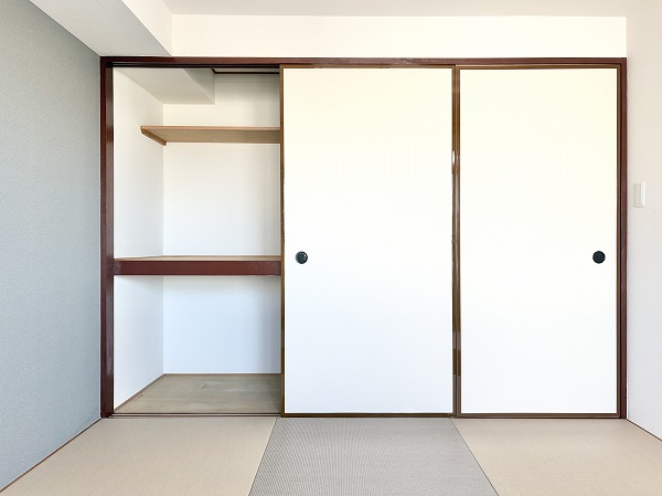 ライオンズマンション松原第2_押入れの写真 