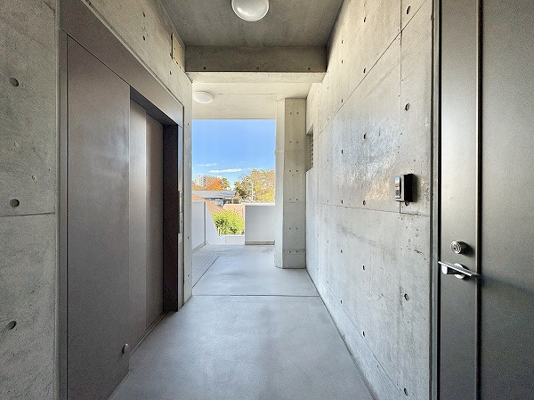 CS上用賀ハウス　共用廊下