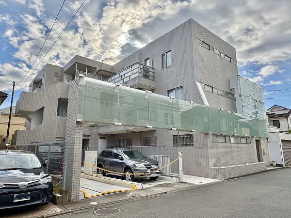 CS上用賀ハウス　外観1