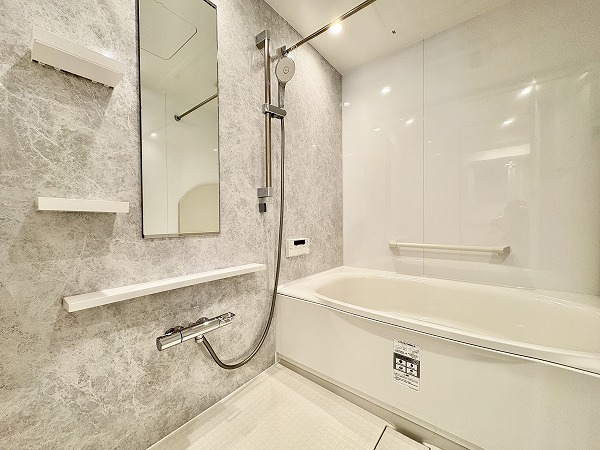 シャンボール瀬田_バスルームの写真