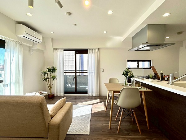 ベルハイム西荻第3_南向きのリビングダイニングキッチンの写真