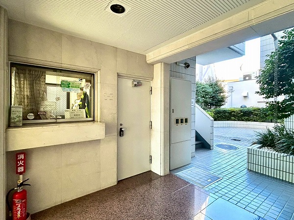 ベルハイム西荻窪第3　エントランス2