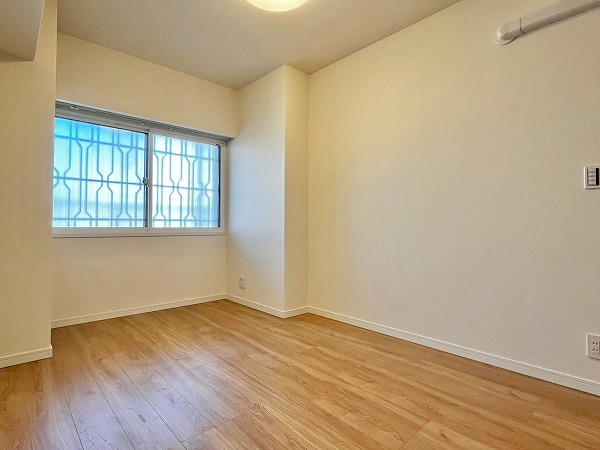 自由が丘ハイタウン_ゆとりがある洋室の写真