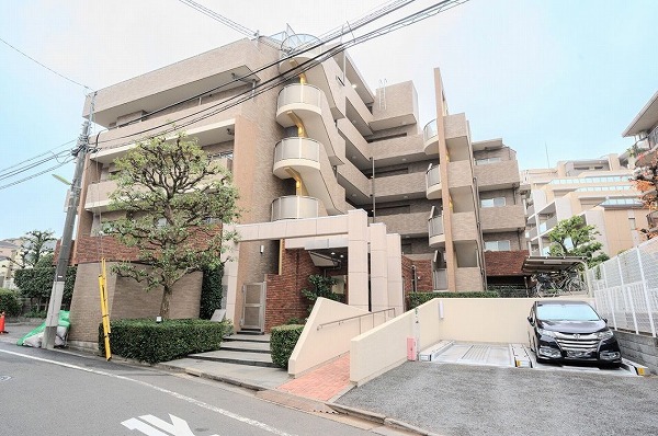 ベルス経堂弐番館　外観1