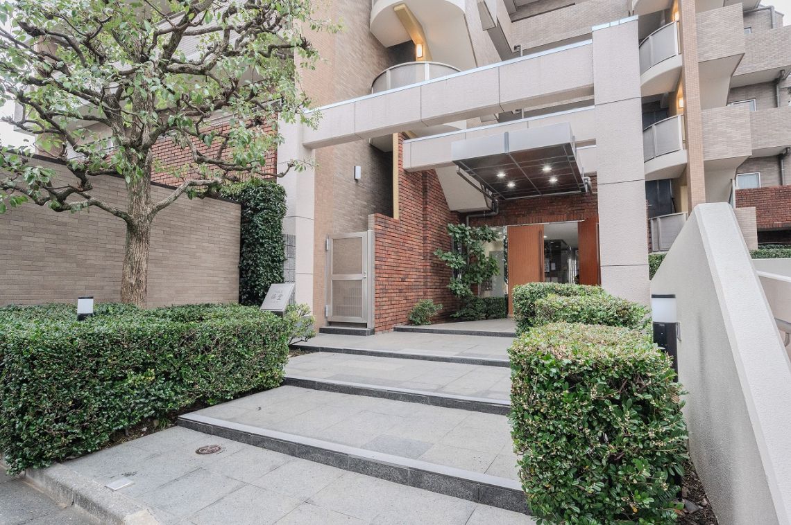 ベルス経堂弐番館　アプローチ