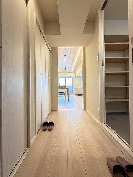 ミニカムマンション_玄関の写真