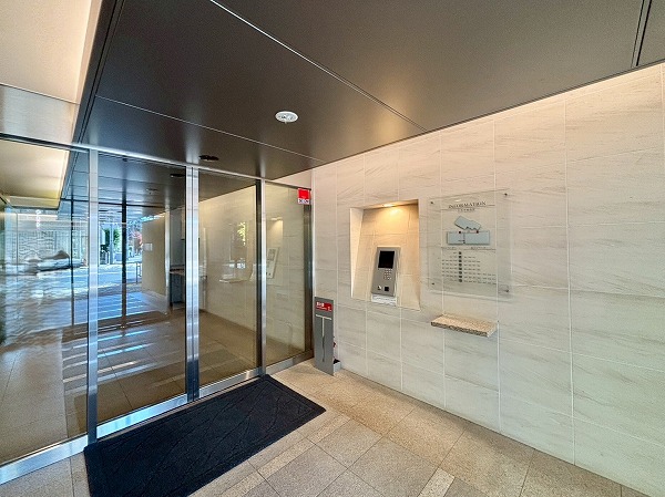 ヒルズ目白台　エントランス