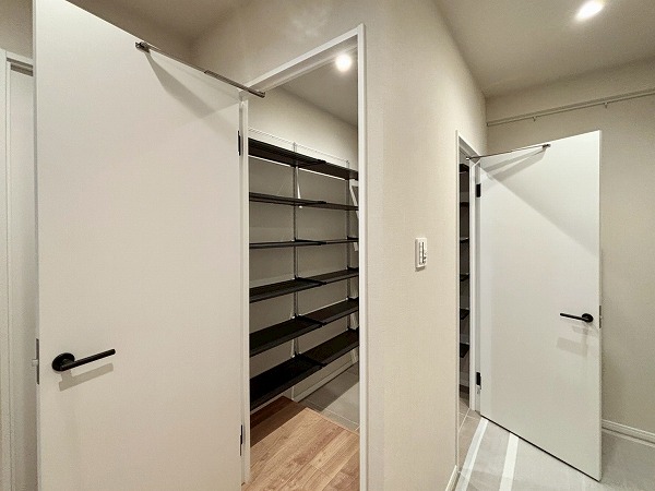 ルミナス一番町_シューズインクローゼットの写真