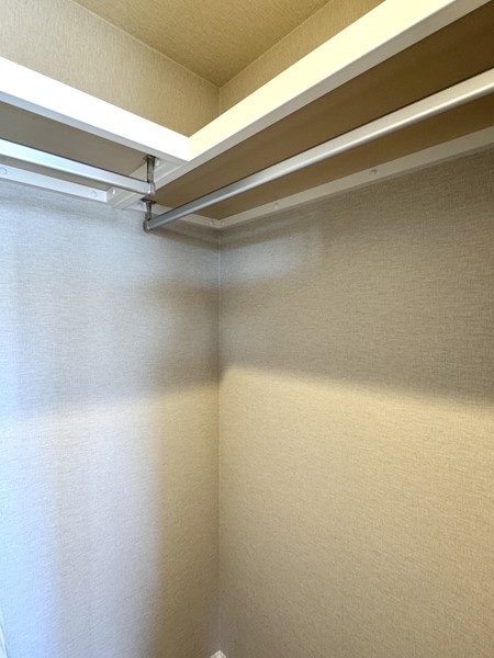 財形第3御殿山マンション_ウォークインクローゼットの写真