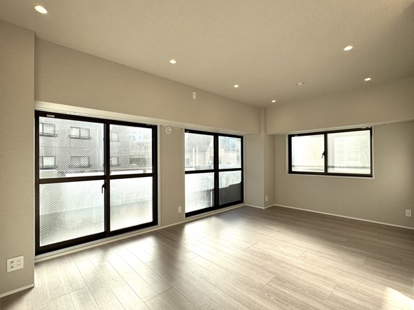 エンゼルハイム大森町参番館_メインルームの写真2