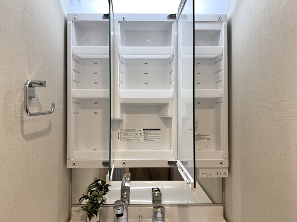 大森パークハイツ_ミラーキャビネットの写真 