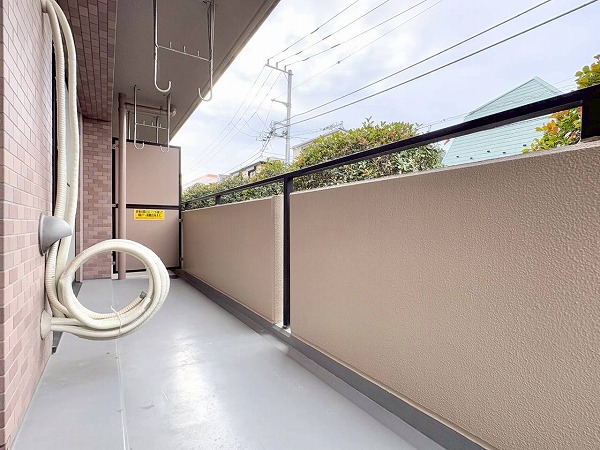 ライオンズガーデン上北沢_バルコニー右からの写真