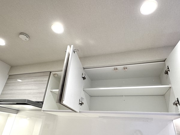 大森パークハイツ_キッチン吊戸棚の写真 