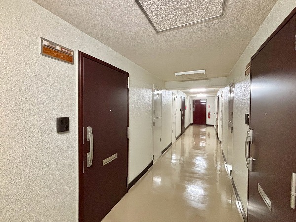 サンビューハイツ音羽　内廊下