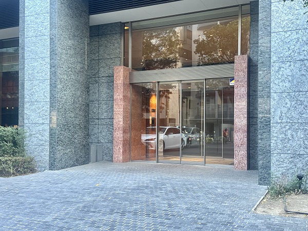 クレストプライムタワー芝　エントランス前