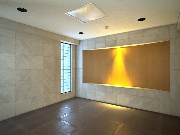 コスモ千鳥町エクセラ　エントランス