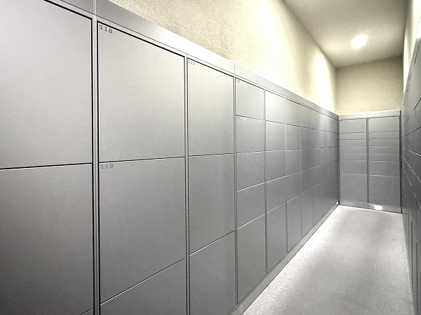 ベイクレストタワー　宅配ボックス