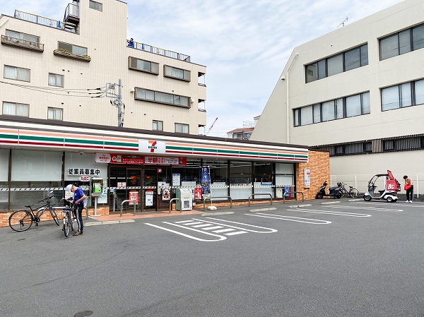 セブンイレブン