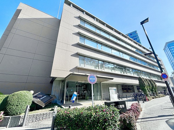 渋谷区立中央図書館