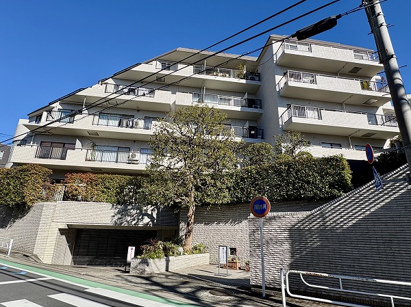 パレ駒場 外観1