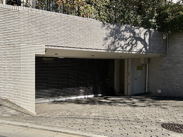 パレ駒場 駐車場